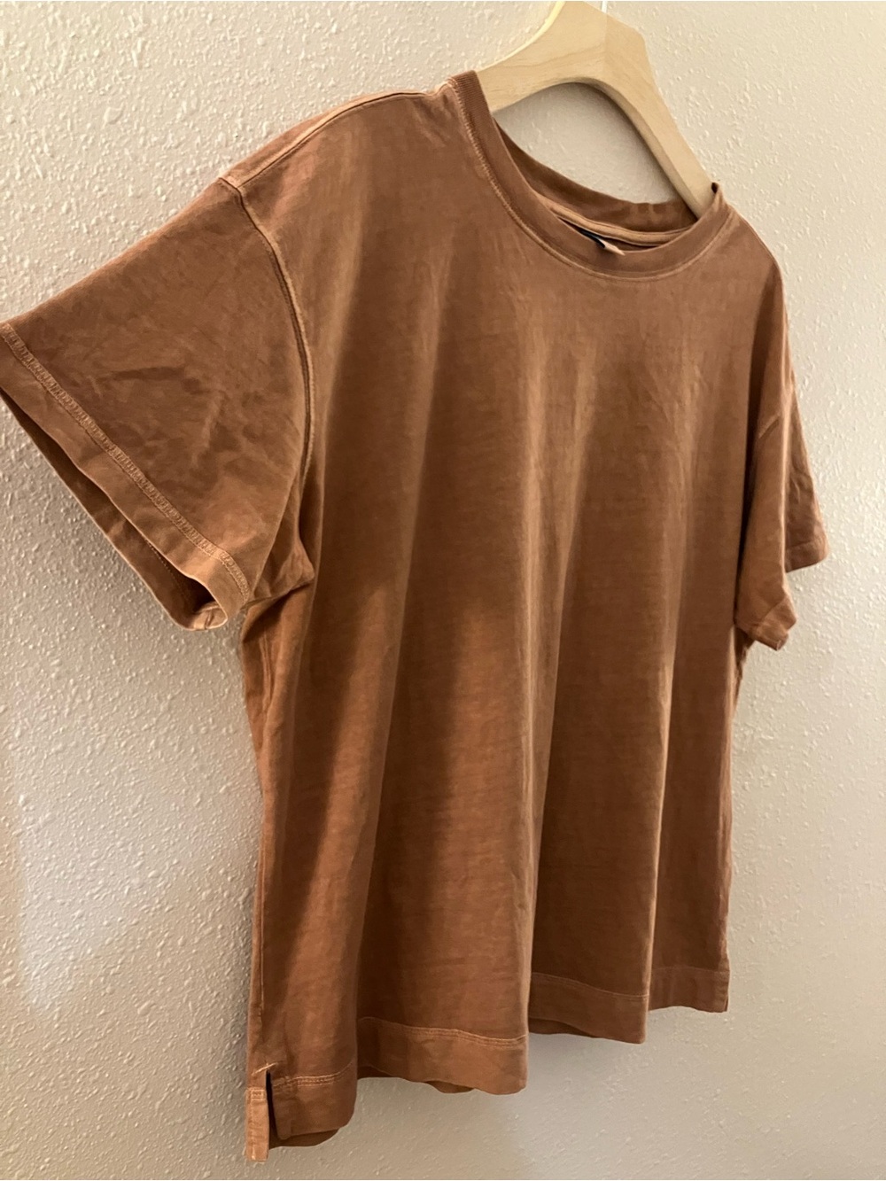 Old Navy Women’s Vintage Boxy Crewneck T-Shirt Caramel Bronze Brown Medium - Picture 4 of 11
